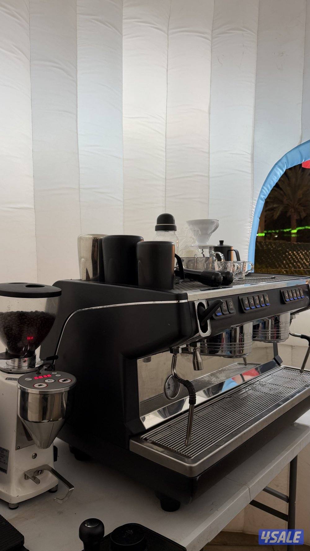 مكينة قهوى + مطحنه0