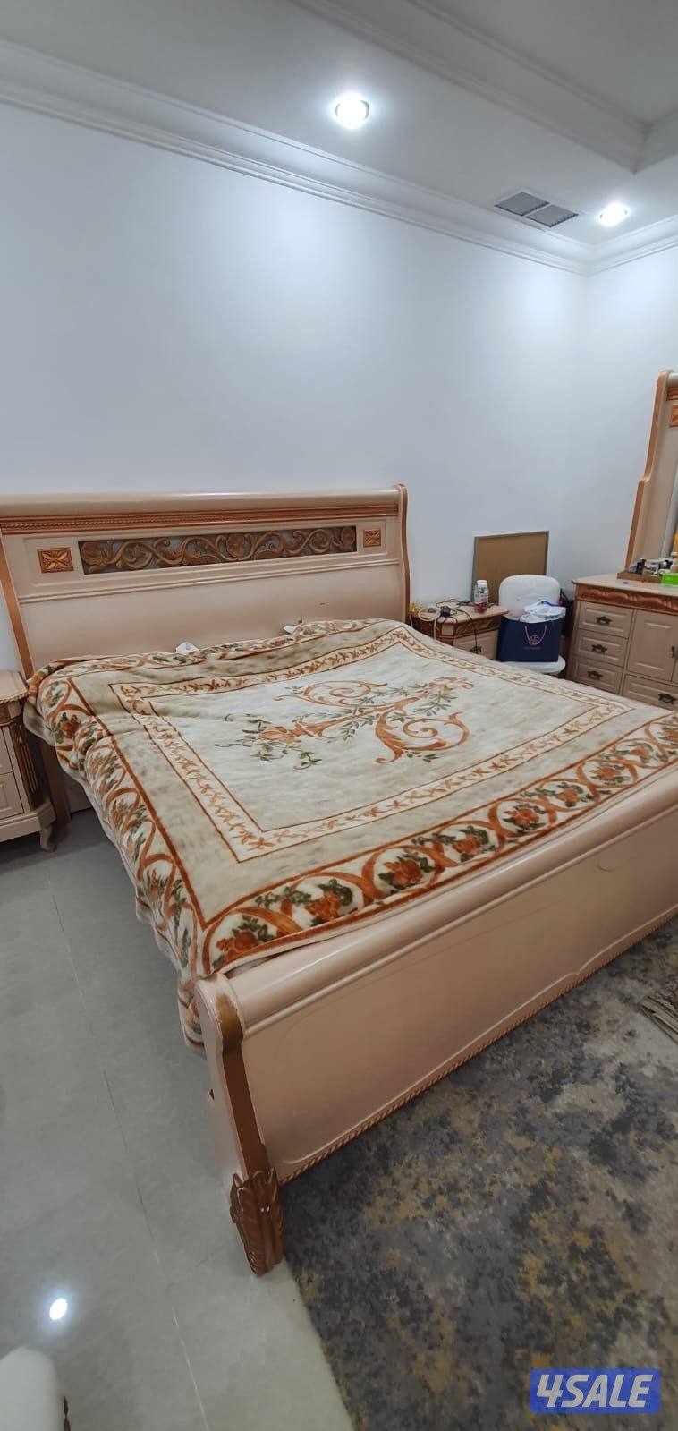 غرفة نوم كااااملة ١٠٠ دينار مع مرتبة0
