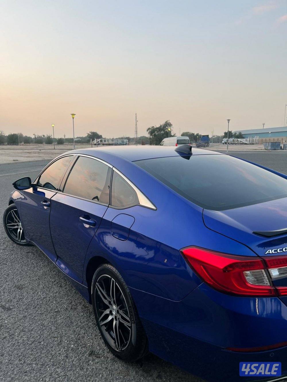 للبيع هوندا اكورد 2021 تيربو 1500 سي سي1