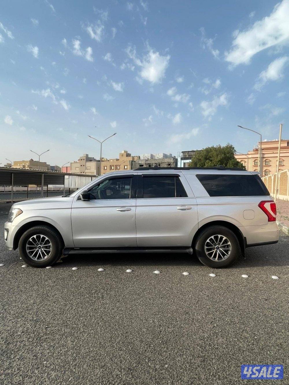 للبيع اكسبدشن شاصي طويل دبل قير6