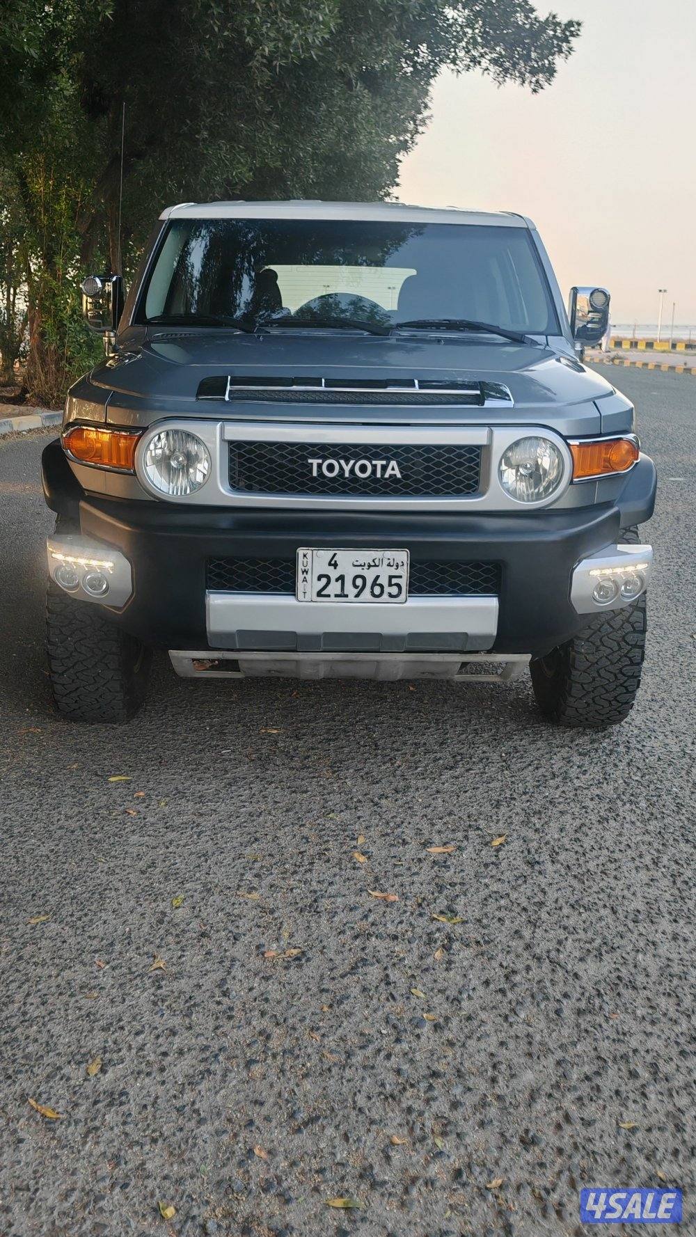 للبيع FJمديل 2012 الدرجه الاولي شرط الفحص قير مكينه شاصي سيرفس وكاله0