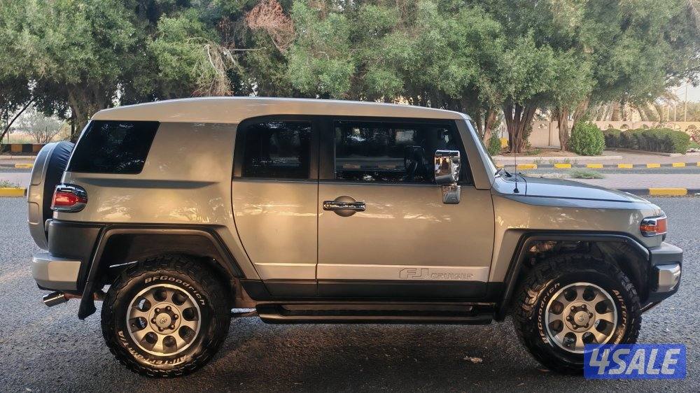 للبيع FJمديل 2012 الدرجه الاولي شرط الفحص قير مكينه شاصي سيرفس وكاله2