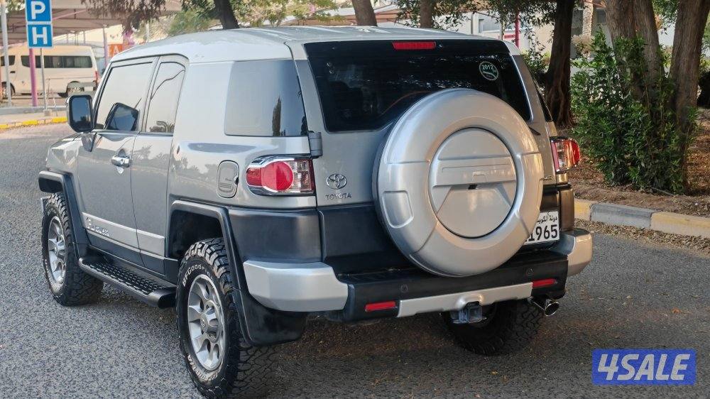 للبيع FJمديل 2012 الدرجه الاولي شرط الفحص قير مكينه شاصي سيرفس وكاله4