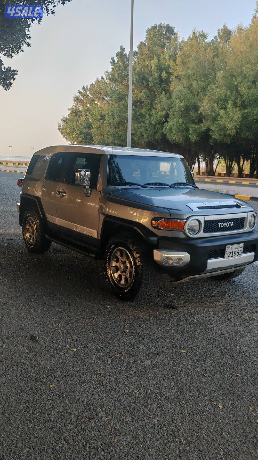 للبيع FJمديل 2012 الدرجه الاولي شرط الفحص قير مكينه شاصي سيرفس وكاله9