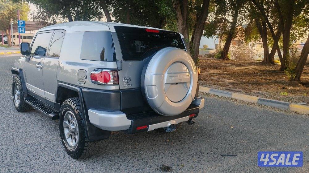 للبيع FJمديل 2012 الدرجه الاولي شرط الفحص قير مكينه شاصي سيرفس وكاله10