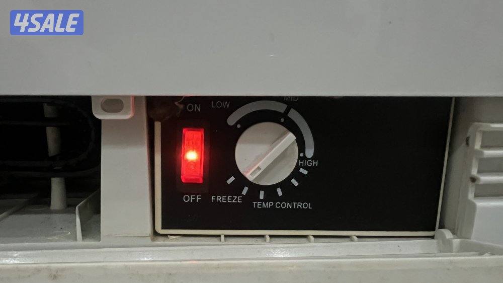 ثلاجة عرض متعددة الاستخدامات بحالة ممتازة2