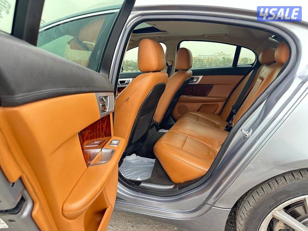 جاكوار XF بورتفوليو اعلى فئة صبغ وكالة ٢٠١٥8