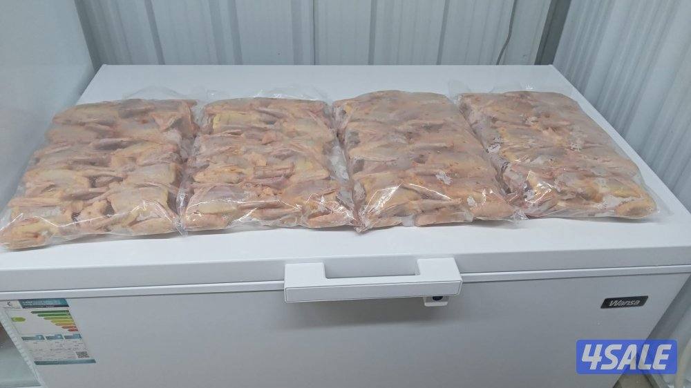 فروخ لاحم مع الذبح والتنضيف0