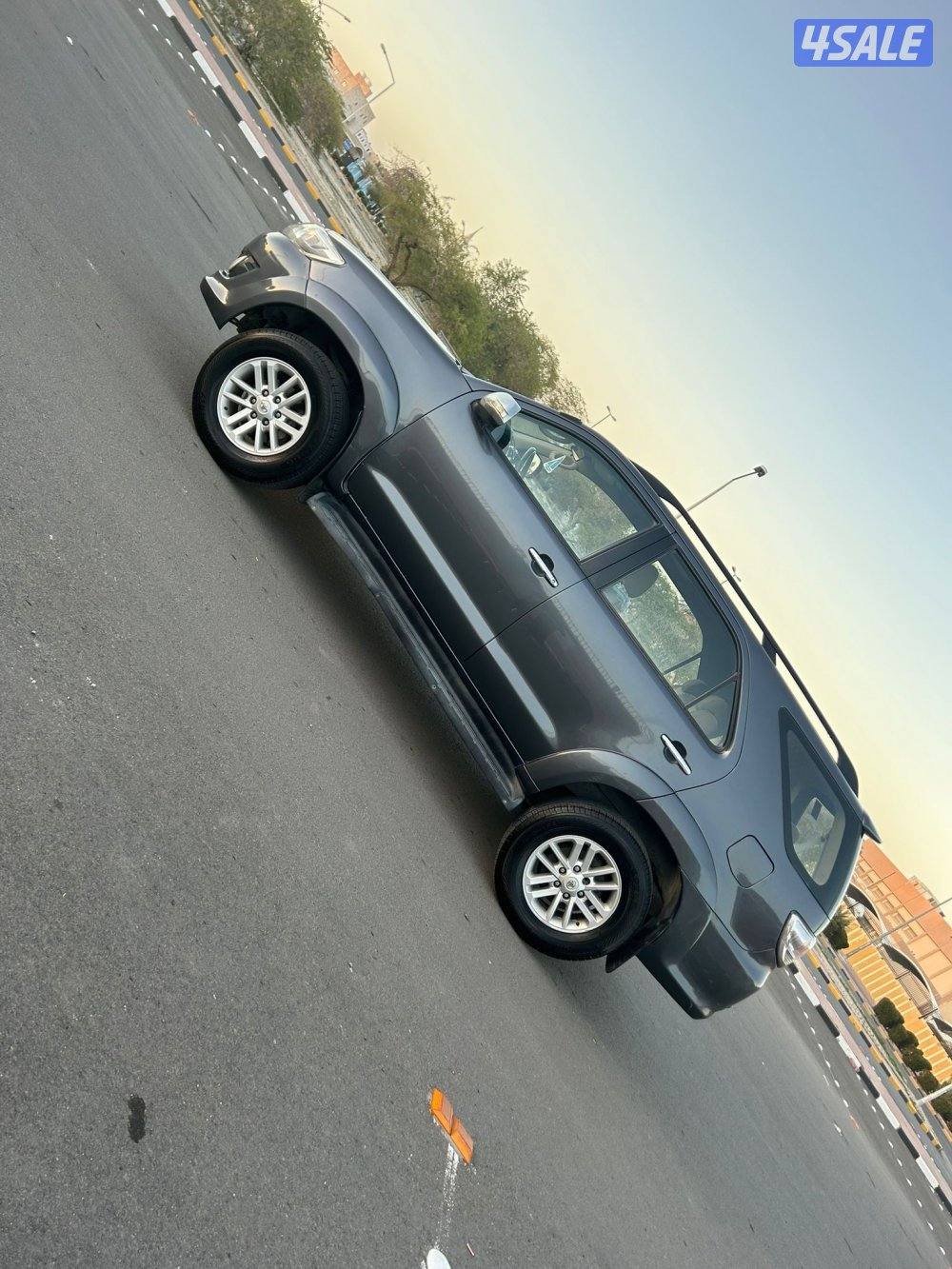 فورتنر موديل ٢٠١٣ نضيف 6 سلندر فول1