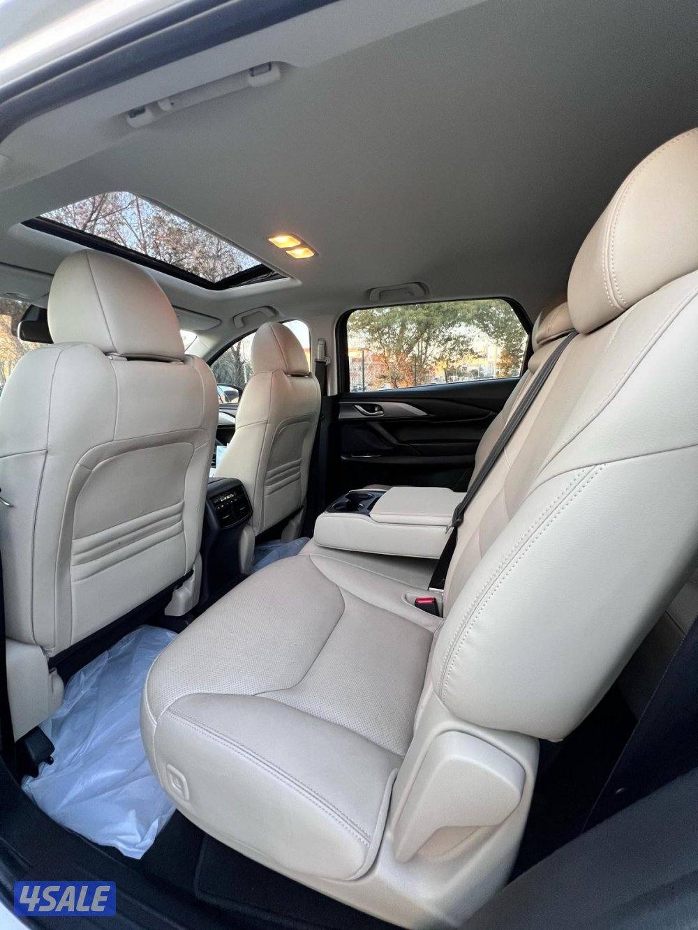 مازدا مخزن عداد 38 الف بحالة الوكالة8