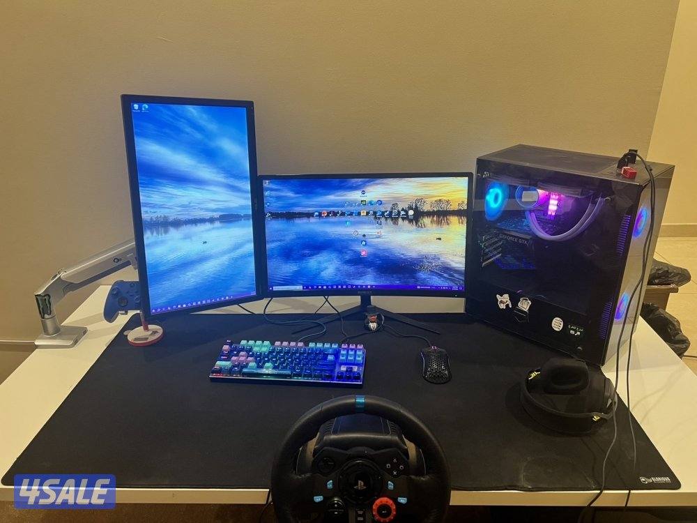 للبيع: PC كامل + شاشتين + ماوس + كيبورد + سماعه + يدة اكس بوكس0