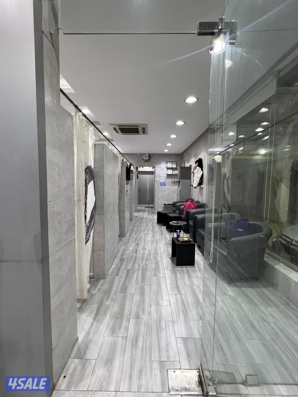 للبيع صالون بابوحليفة موقع ممتاز0