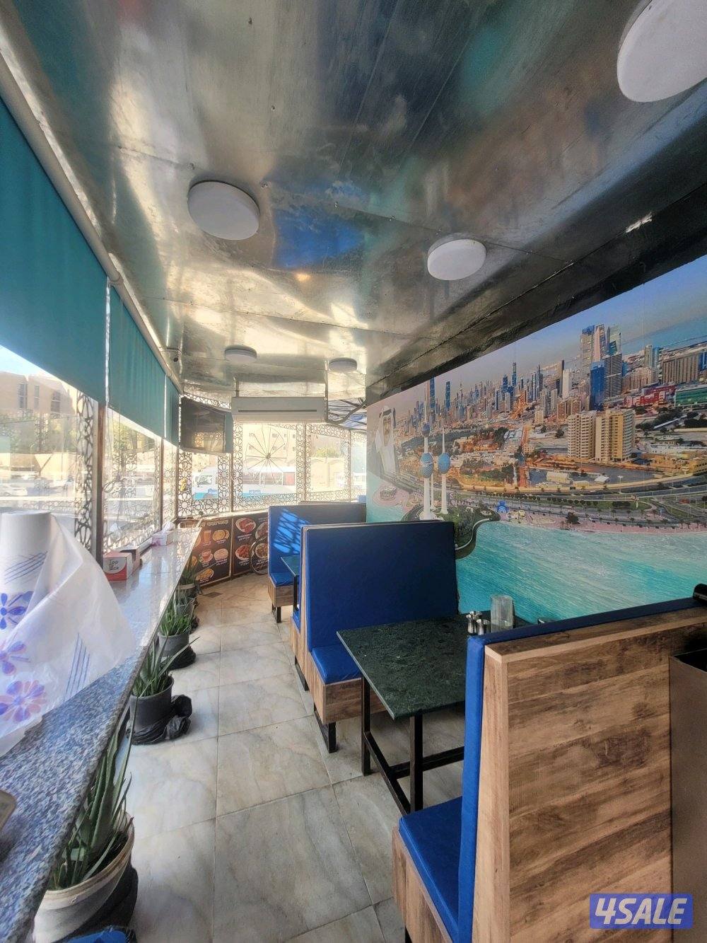 للبيع مطعم هندي في منطقة المهبوله عند شارع المطعم8