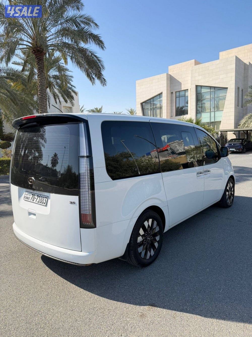 للبيع ستاريا اعلى درجه- صبغ وكاله - عداد ٢٠الف فقط3