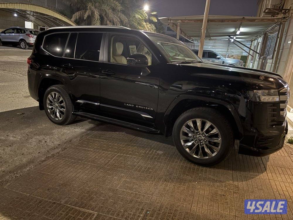 لاندكروزر 2026  ماشي 400 اصفار3