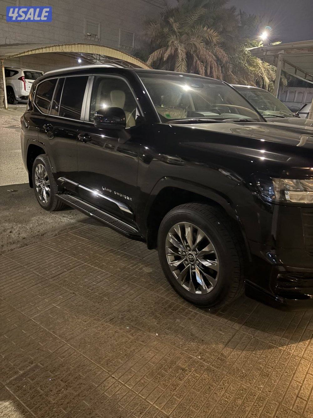 لاندكروزر 2026  ماشي 400 اصفار5