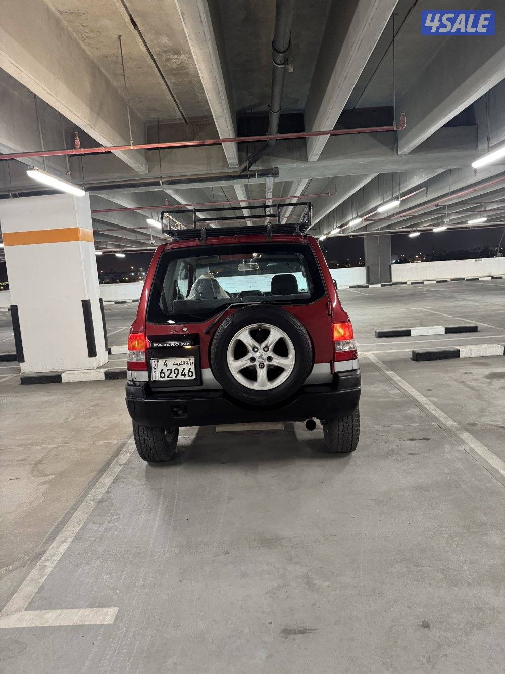 للبيع ميتسوبيشي باجيرو ايوه موديل 200110