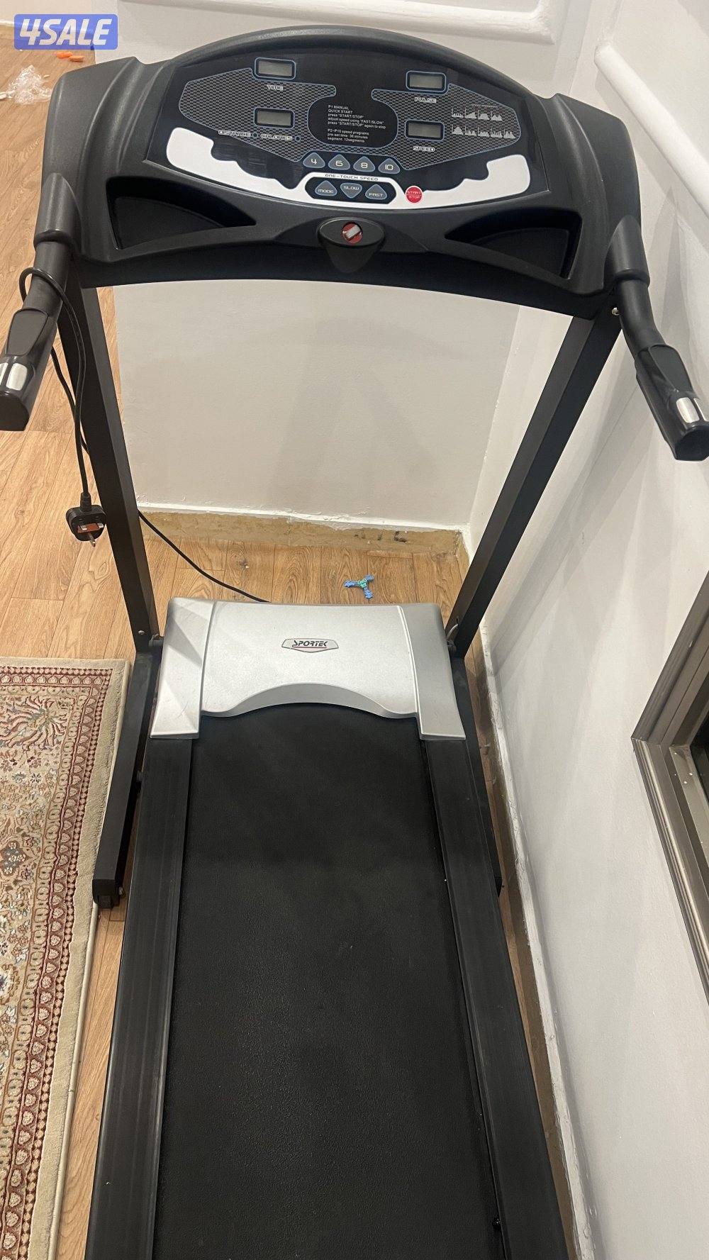 للبيع جهاز جري نظيف وشغال ويحمل اوزان0