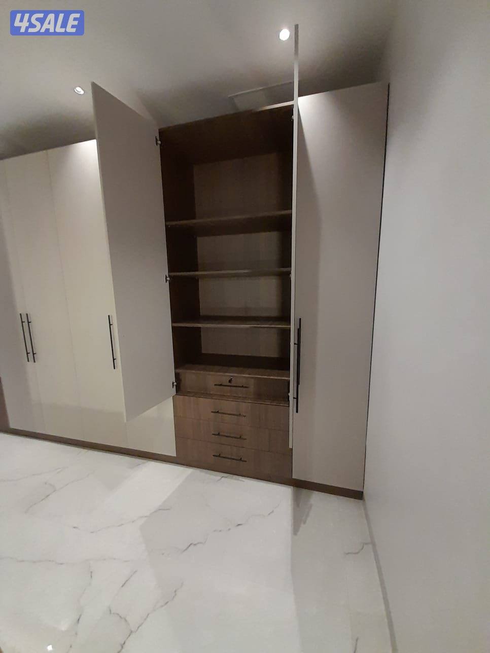 تفصال غرف تبديل تفصال تسريحات وسراير وكومودينات وكل ما يخص علم النجار1