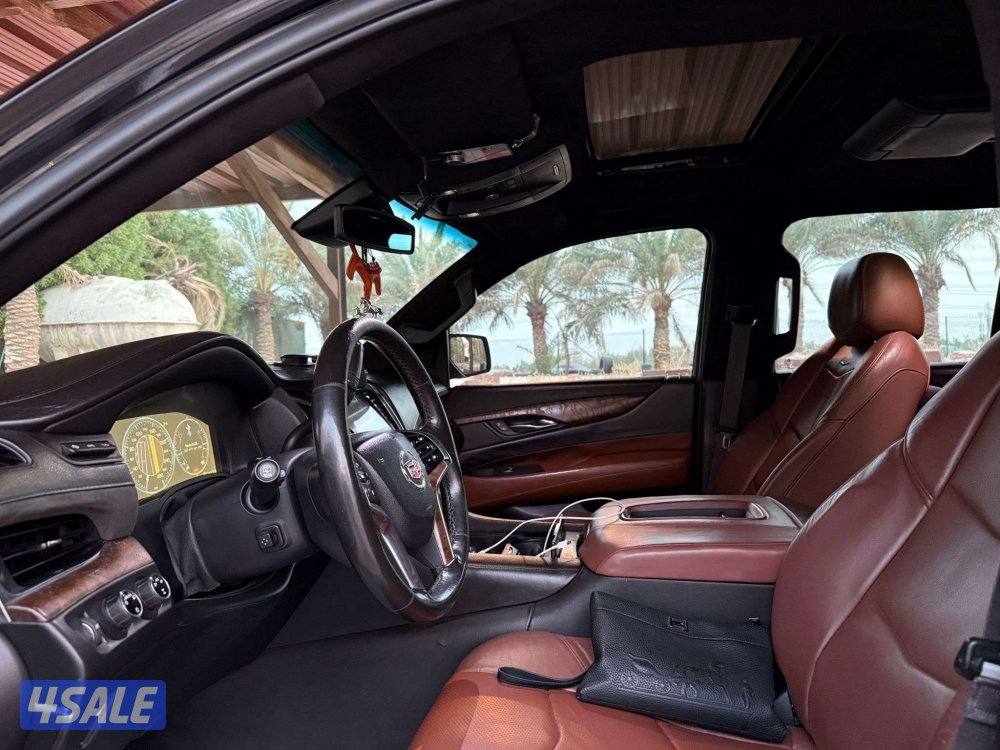 اسكاليد 2015 الدفعه الثانيه 6 غيار ماشي 399 شرط الفحص قير ماكينه شاصي3