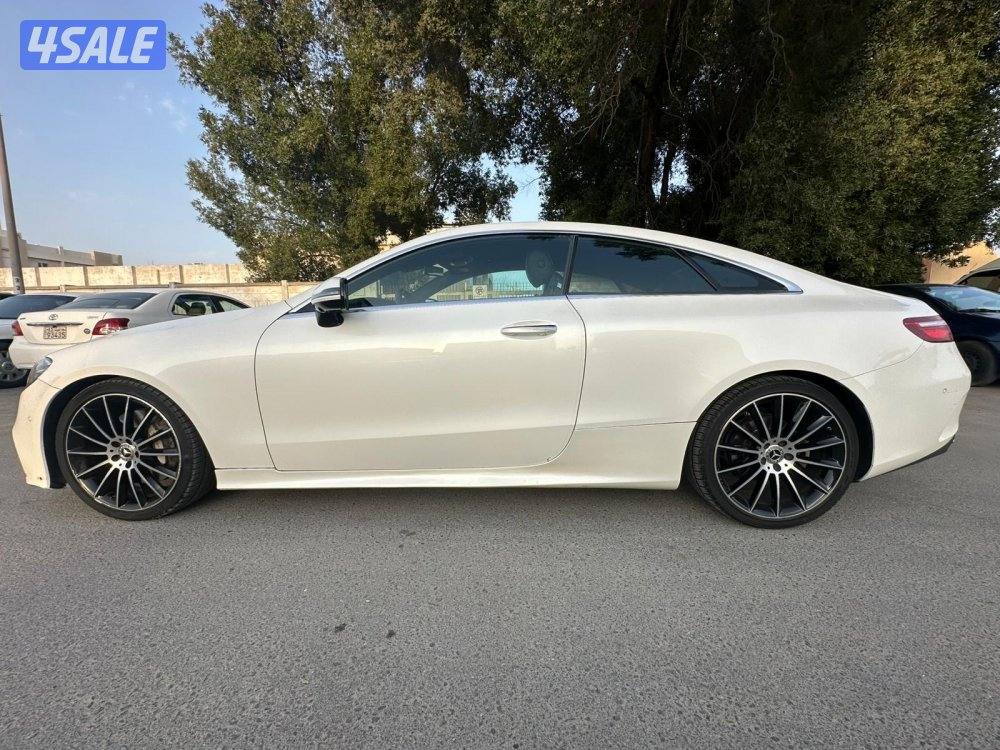 2017 E300 Coupe6