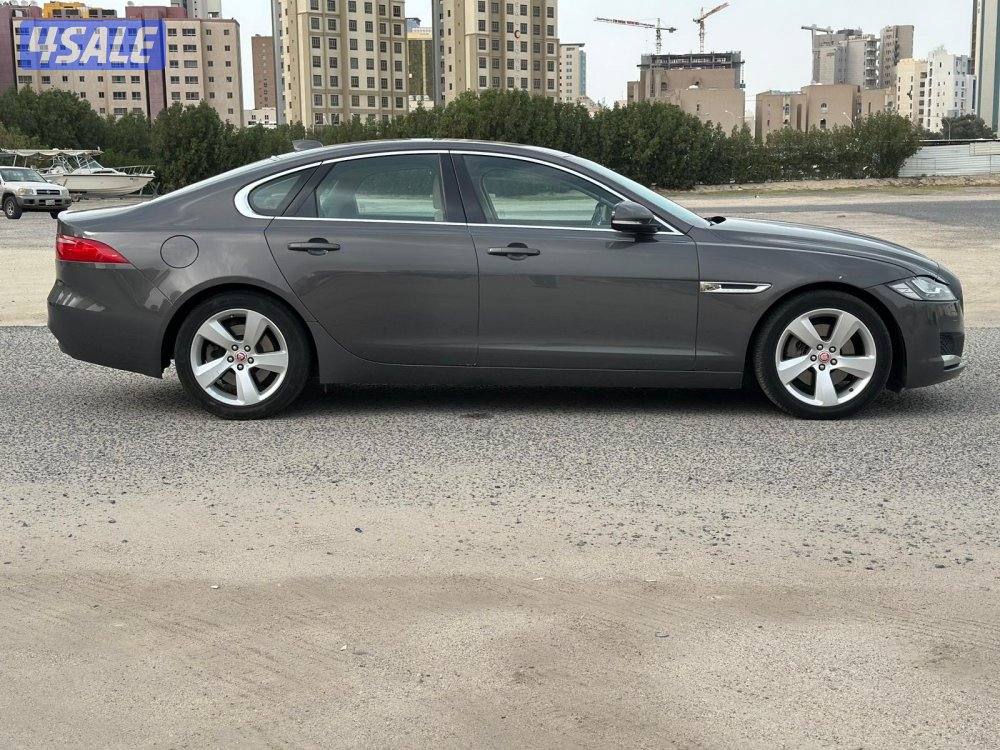 للبيع جاكور XF موديل 2016 عداد 151 مرفق الفحص و شرط الفحص6