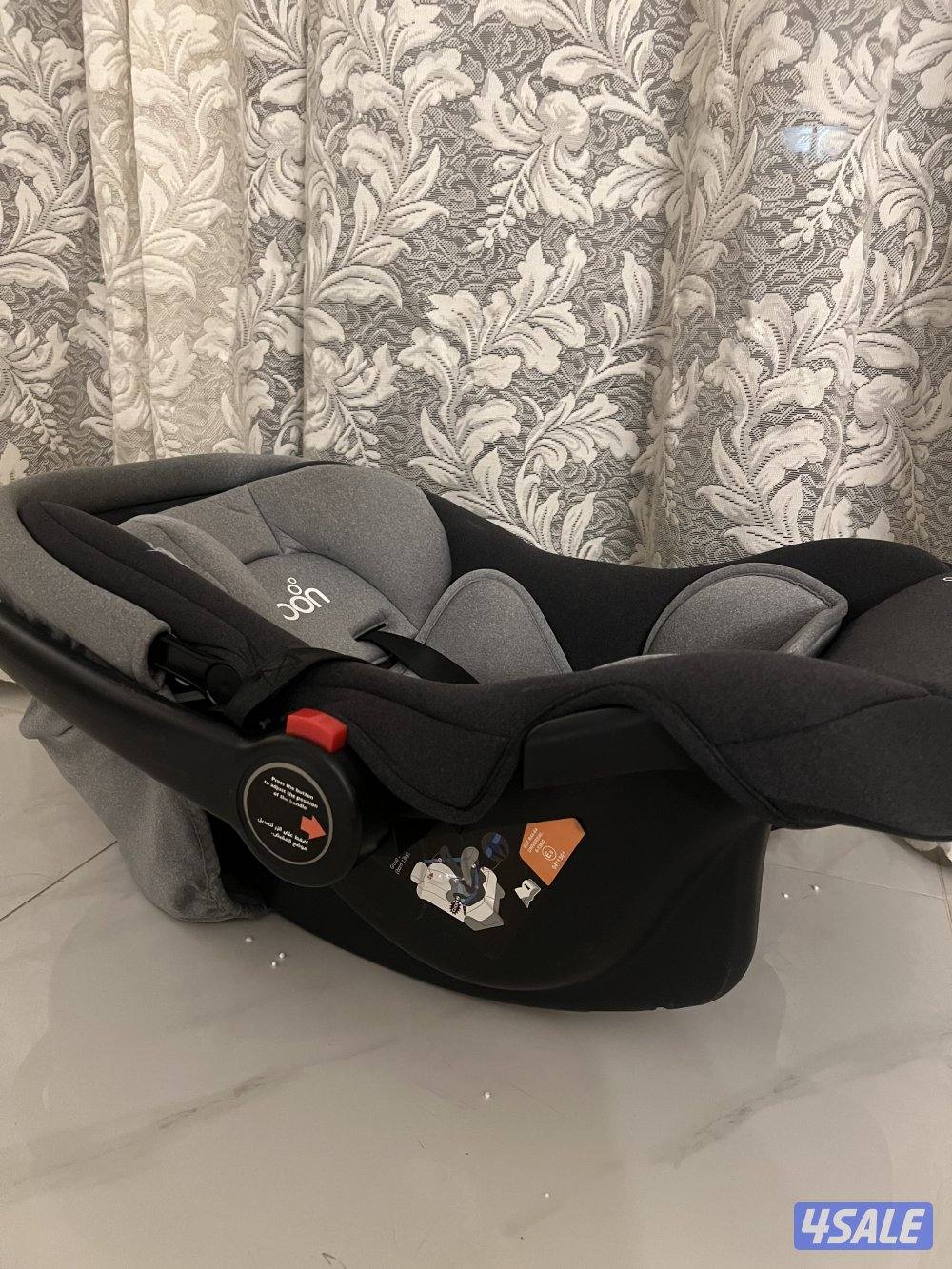 كرسي سياره و سرير اطفال جديد اساعمال شهر فقط0