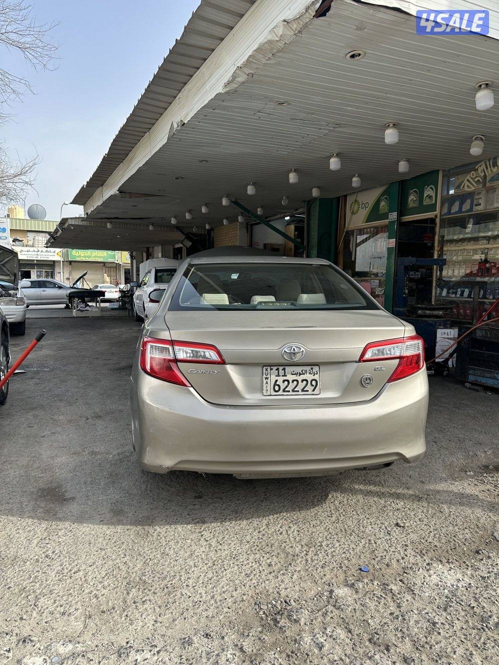 للبيع كامري 20120