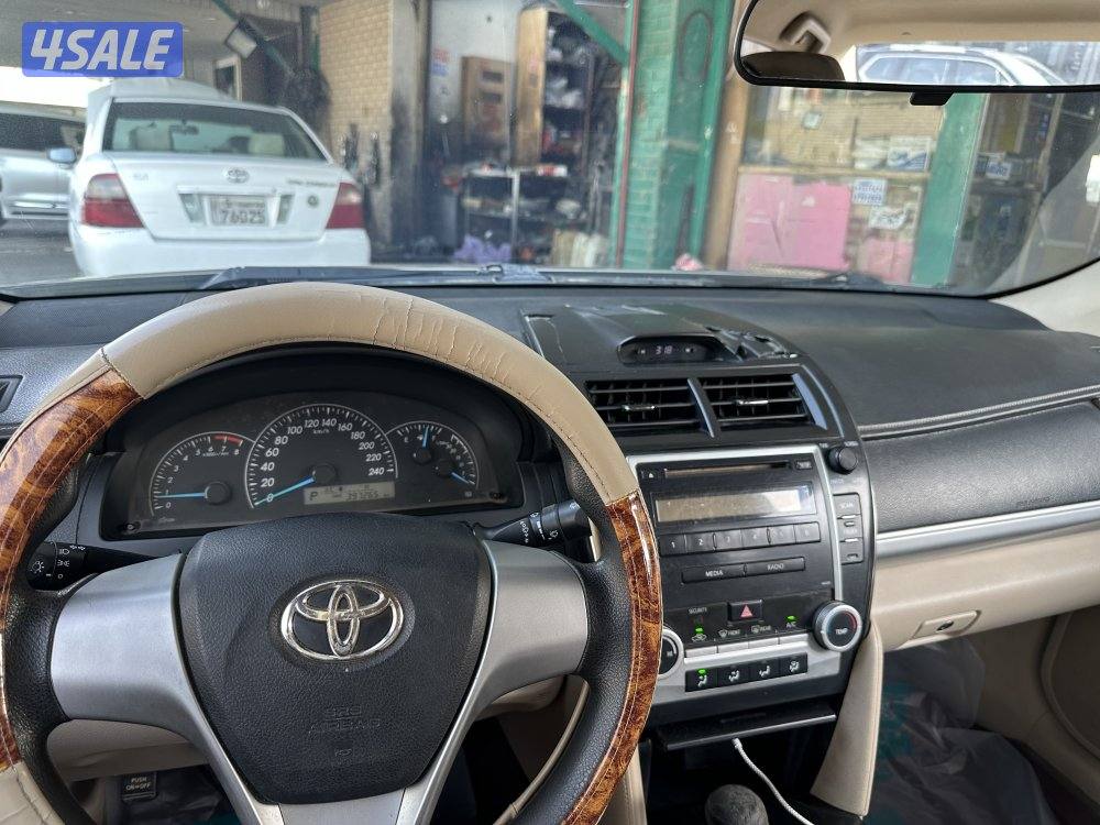 للبيع كامري 20121