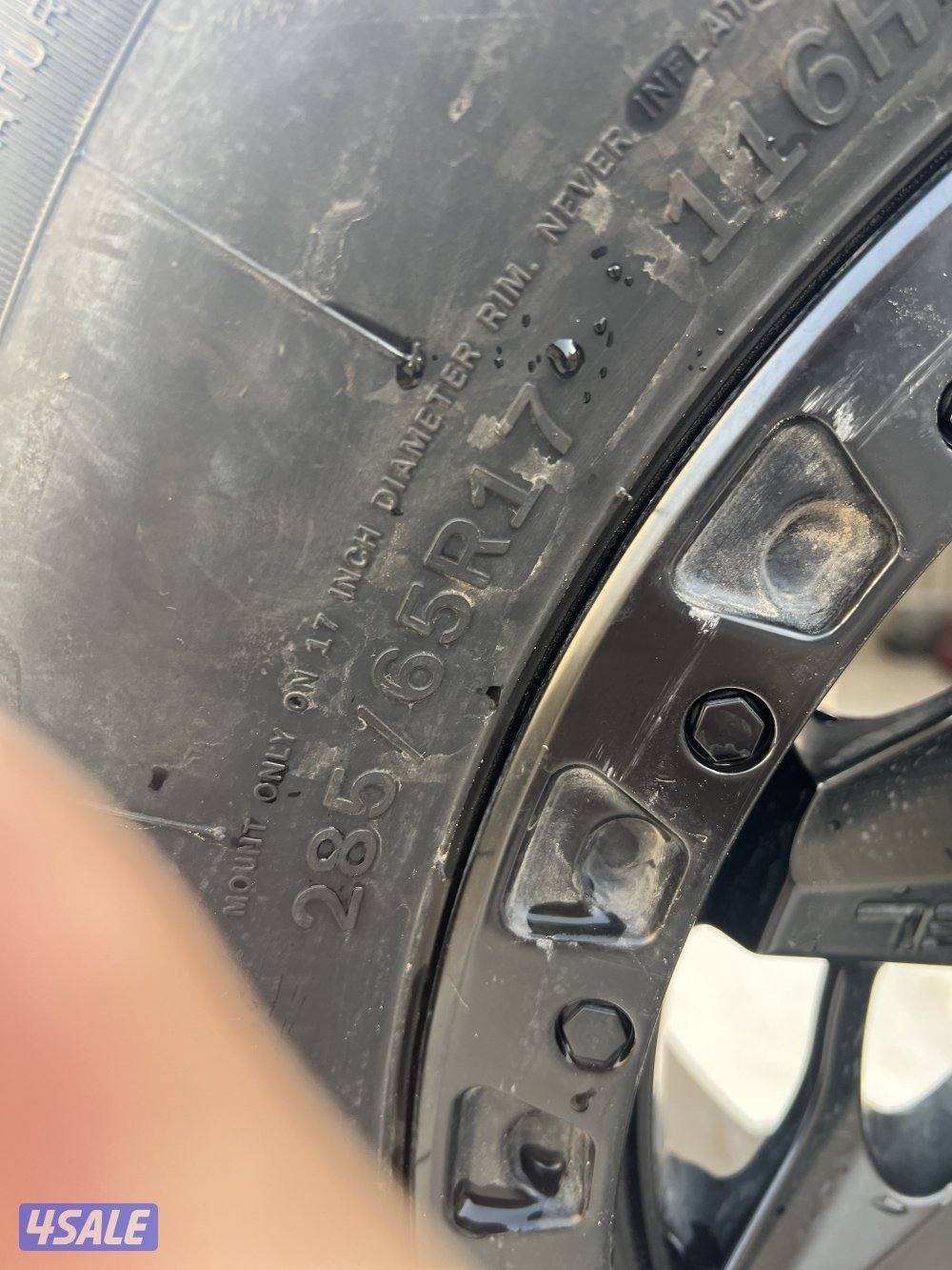 للبيع اربع رنجات فيول مع توايرهم1