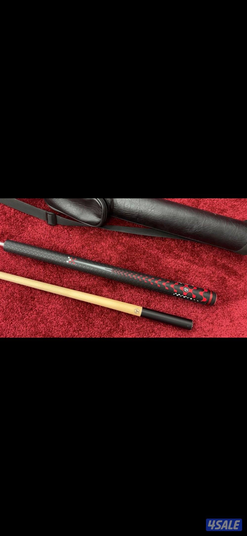 انواع كيو ( بلياردو ) اصلية منوعة مع جناط ( حقائب ) خاصة للكيو3