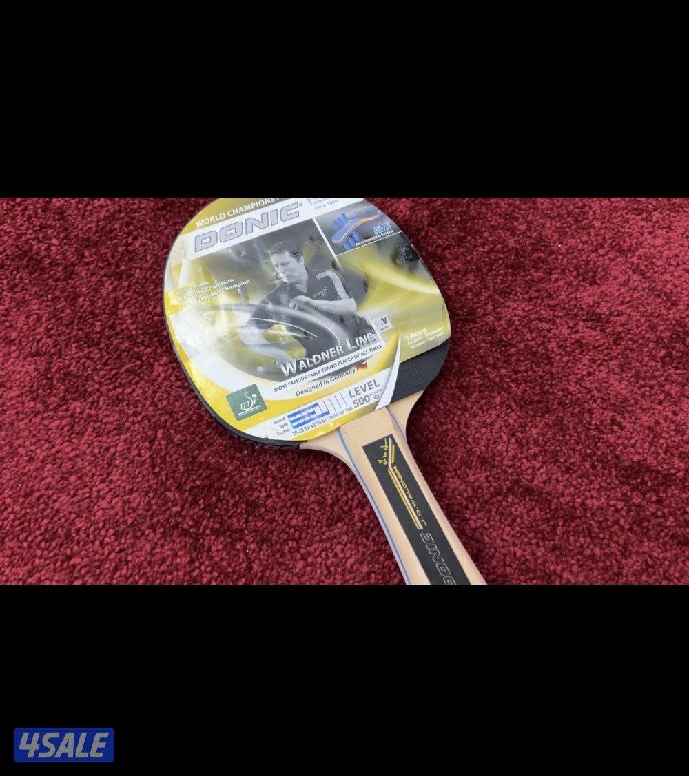 انواع كيو ( بلياردو ) اصلية منوعة مع جناط ( حقائب ) خاصة للكيو4