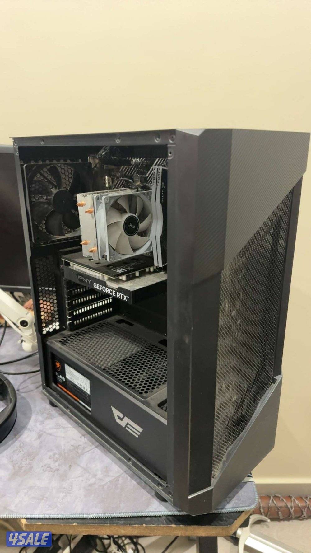 بي سي مستعمل استعمال خفيف ومافي شي  المواصفات بصوره بدون اغراضه3