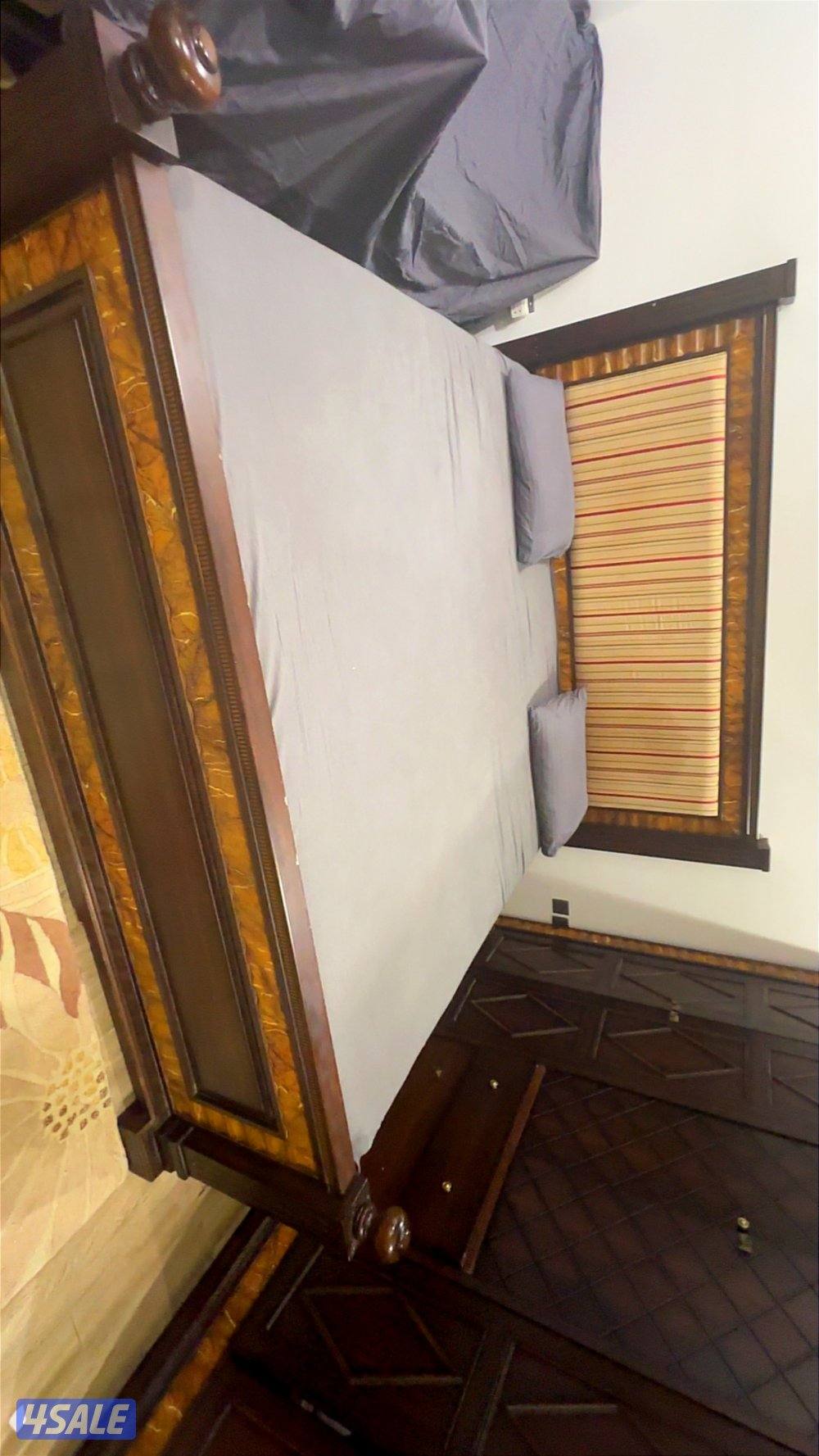 للبيع غرفه نوم كامله0