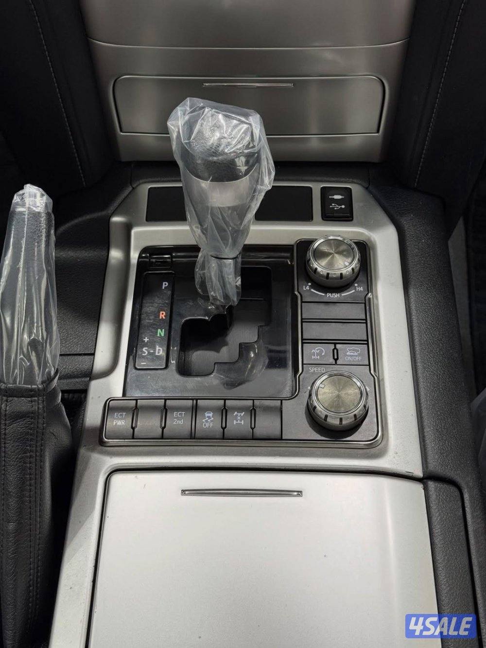 تويوتا لاندكروزر 2019 Gxr وكالة البحرين جاهزة للتصدير مع التخليص12