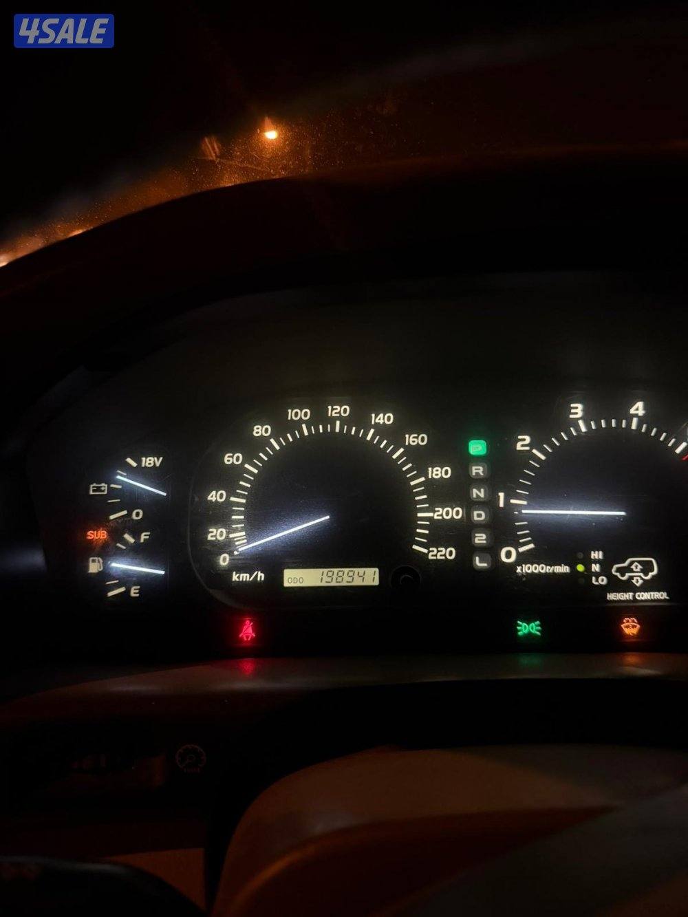 للبيع لكزس Lx 470 شبه مخزن موديل 19983