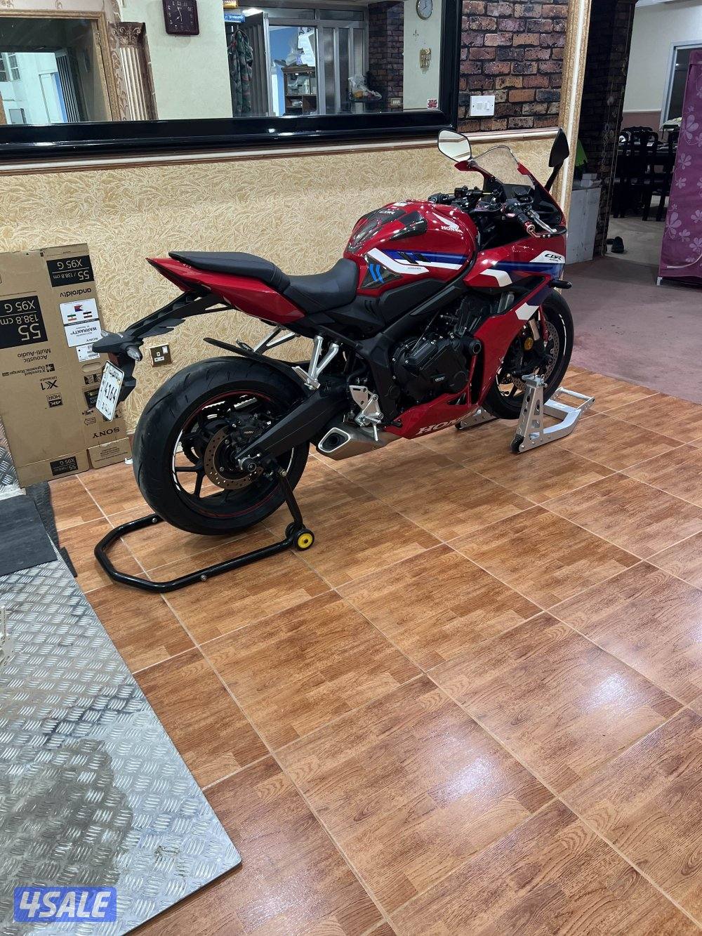 2025 Honda CBR 650R7