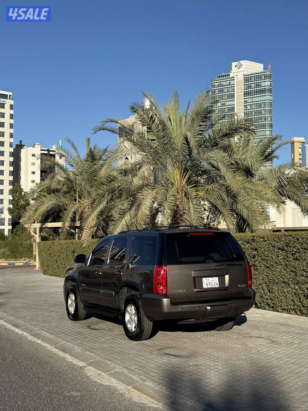 للبيع يوكن 2014 بهبهاني  SLE2