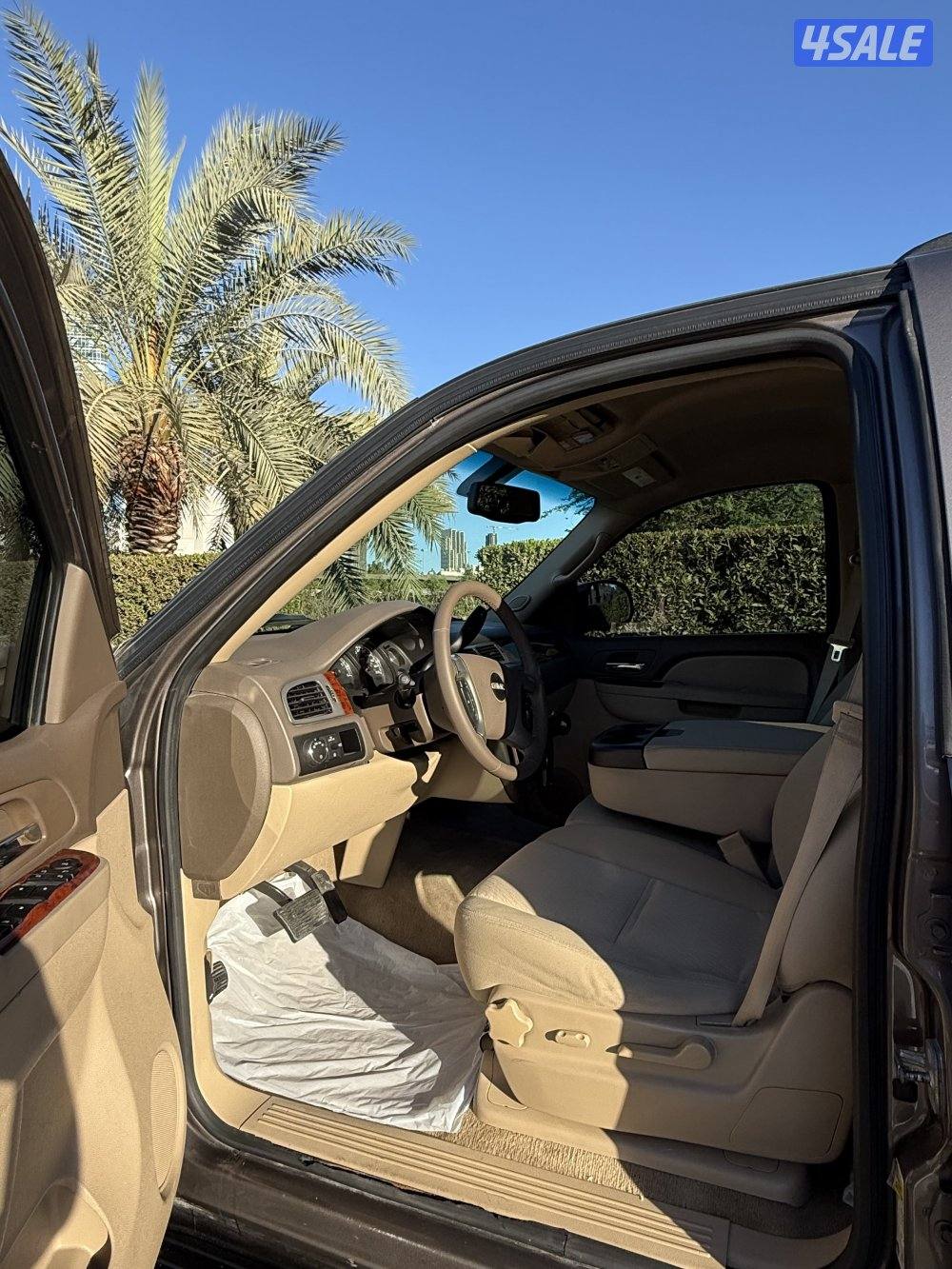 للبيع يوكن 2014 بهبهاني  SLE7