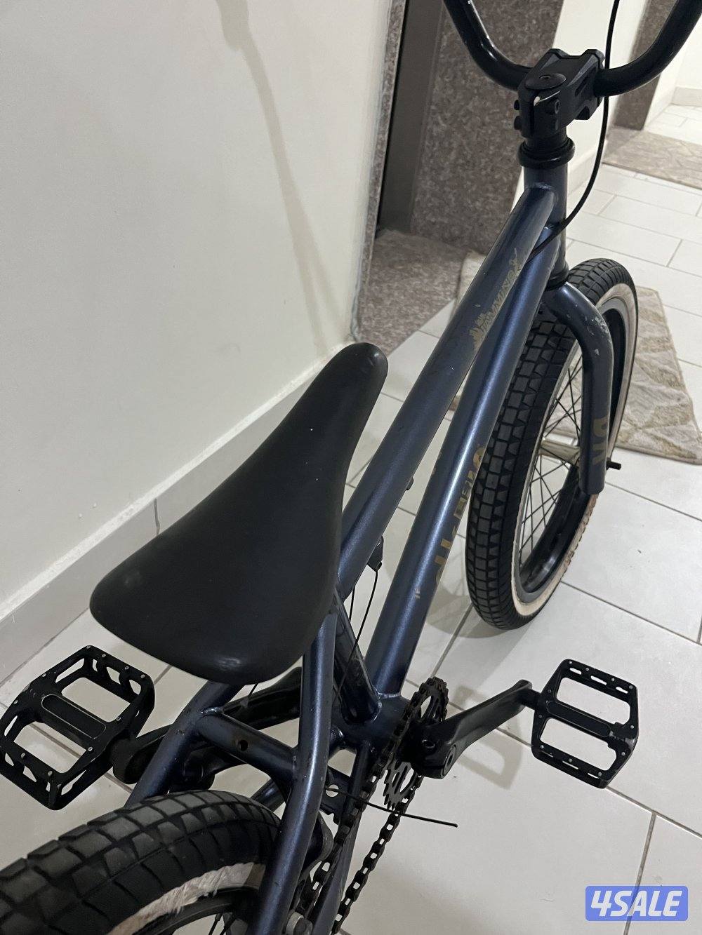 للبيع قاري Dk4