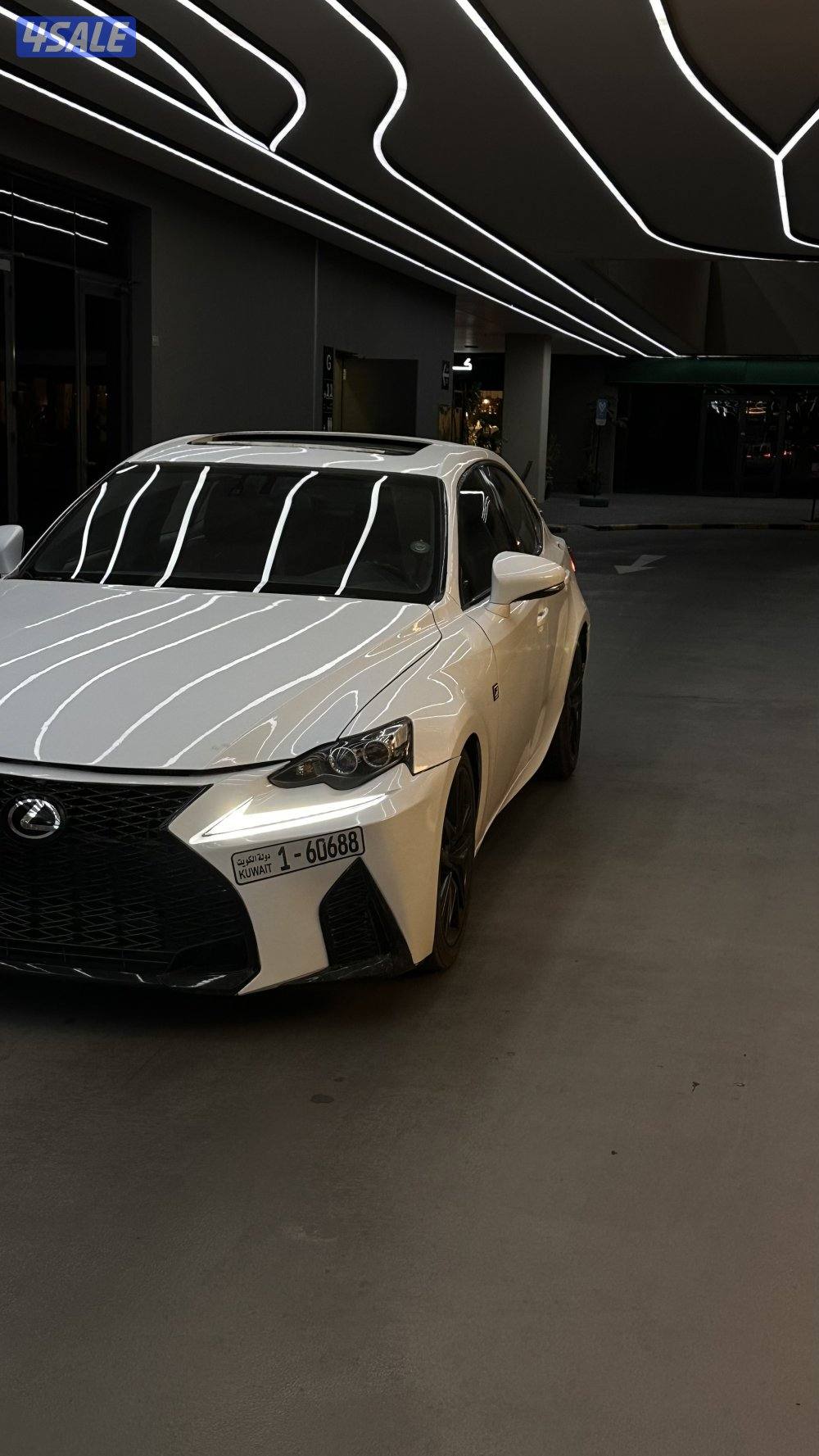 لكزس Is350 سبورت8