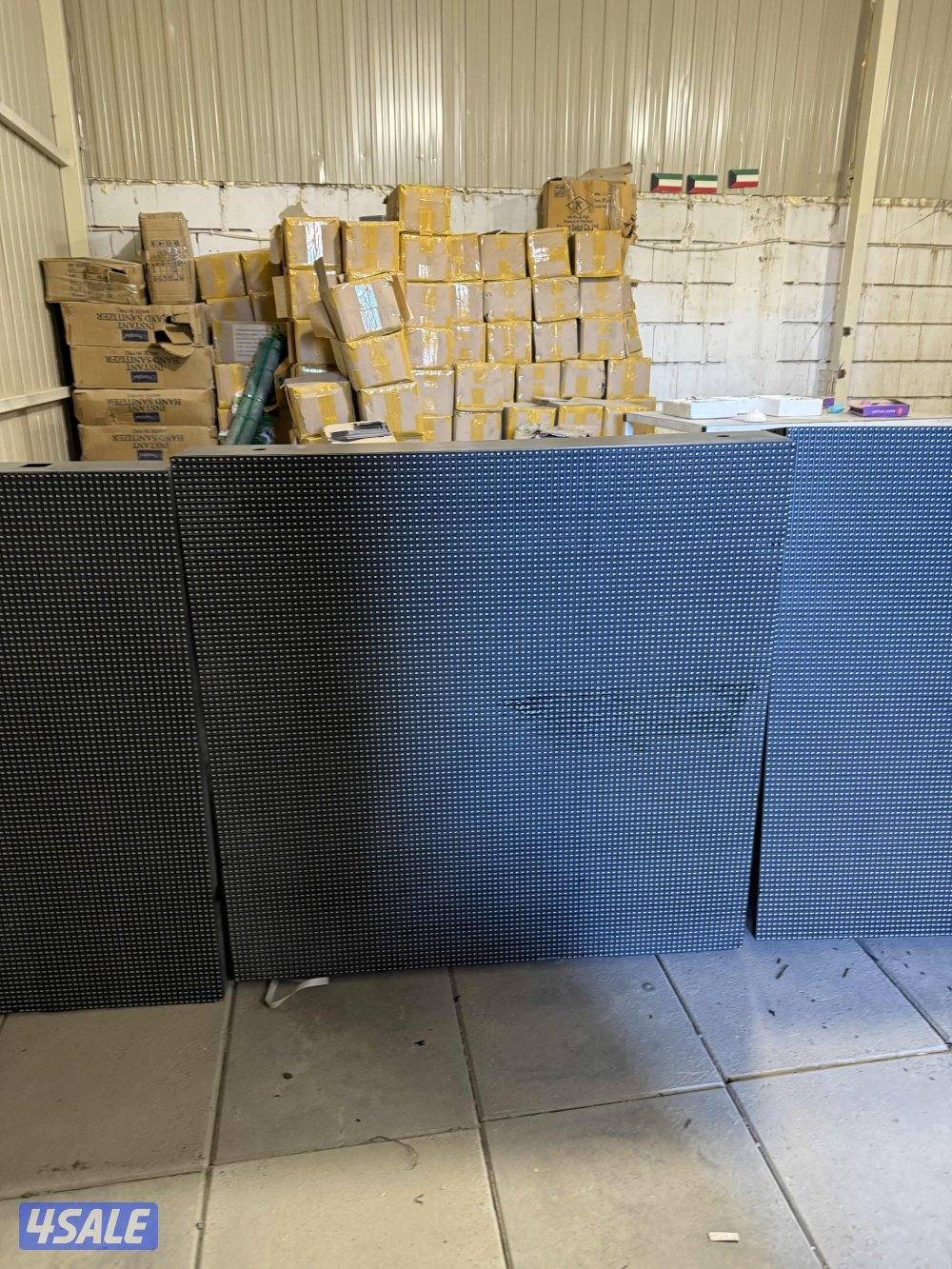 شاشات عرض للبيع2