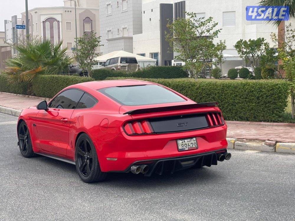 موستانج 20151