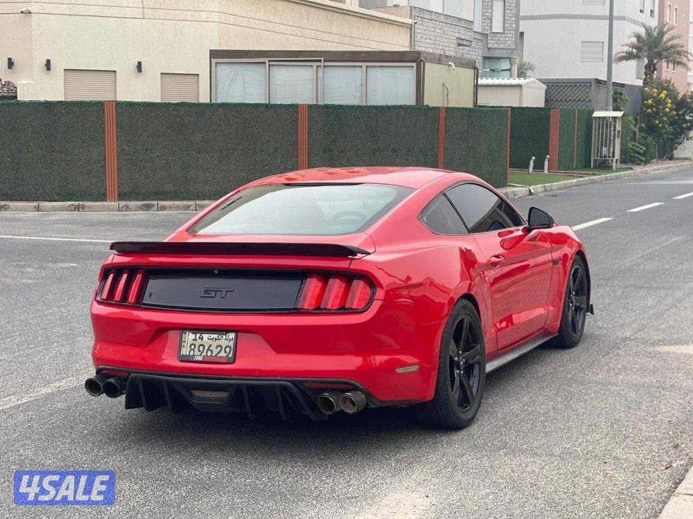 موستانج 20152