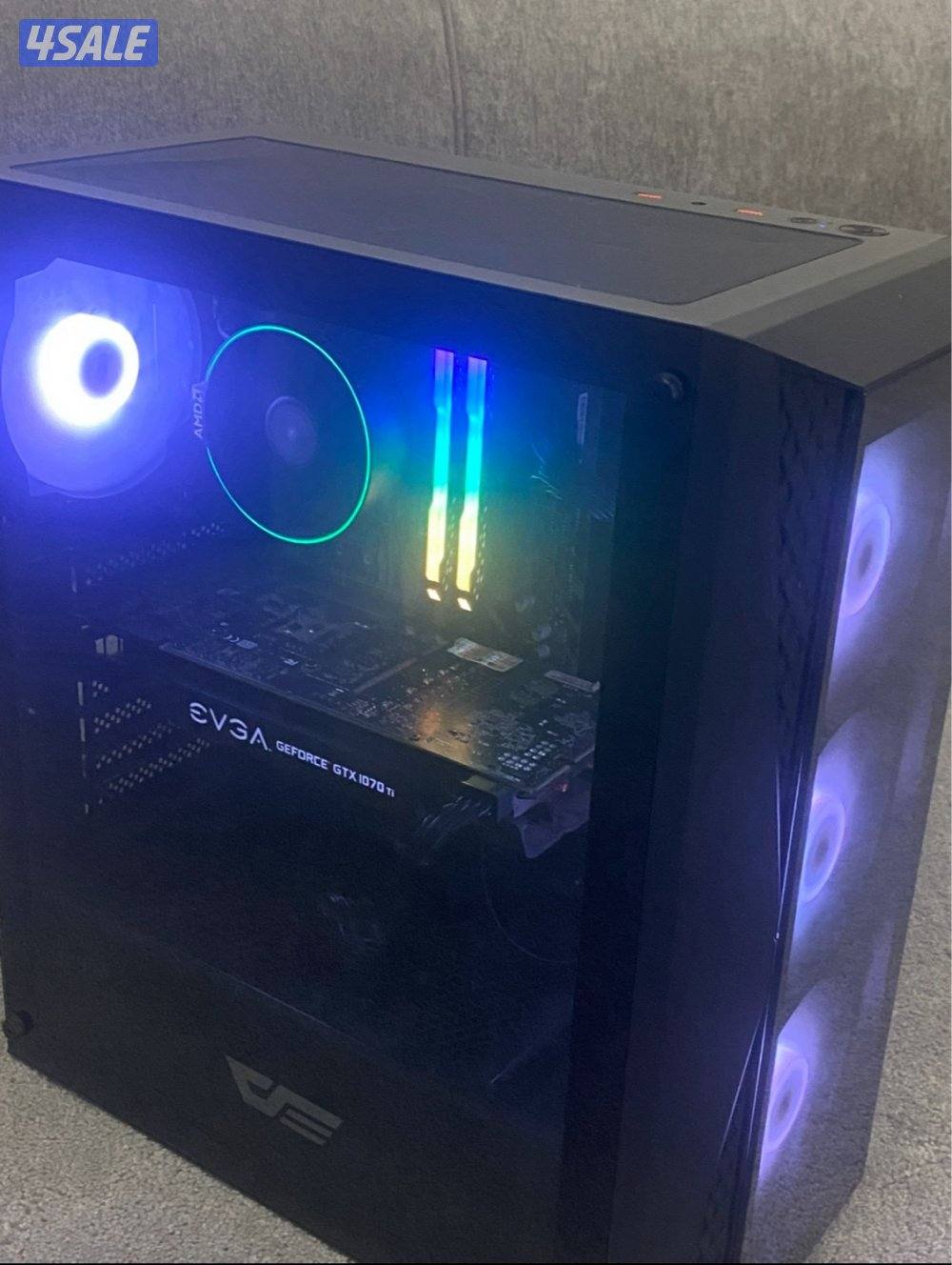 للبيع بي سي بحاله جيده مع شاشه جديده0