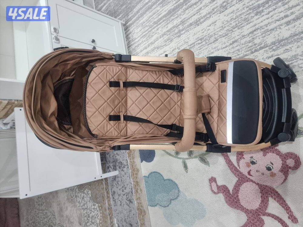 عربة أطفال kidilo أصلية، سعرها ٢٥ دينارًا. استخدمت لمدة شهر واحد فقط.2