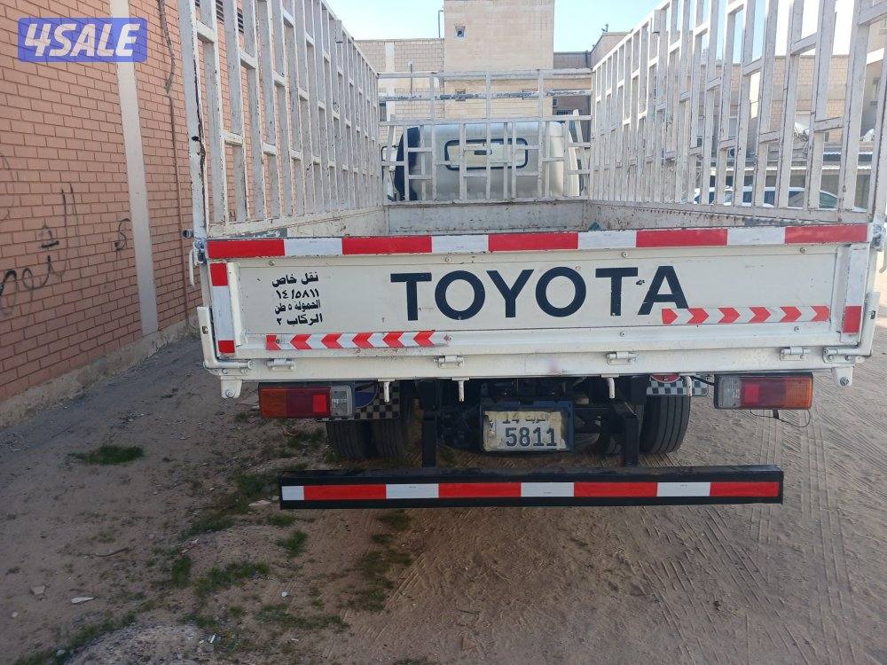 هاف لوري _ تويو تا3