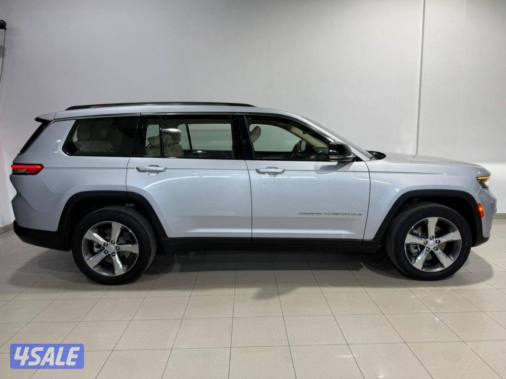 21/63888 Jeep Grand Cherokee L Limited 4X40