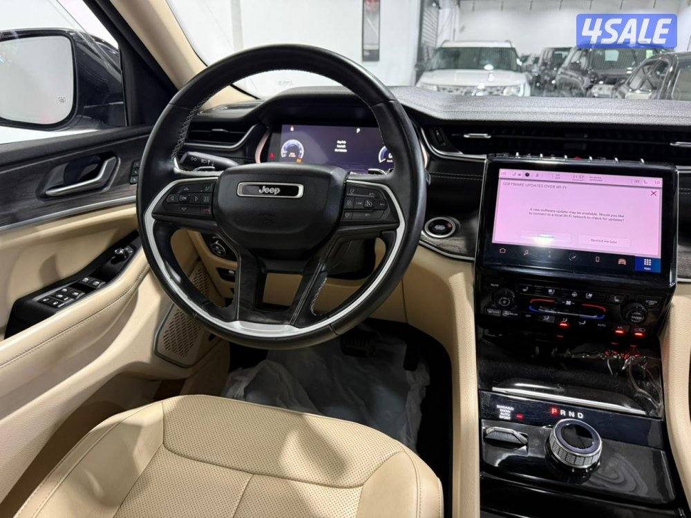 21/63888 Jeep Grand Cherokee L Limited 4X48