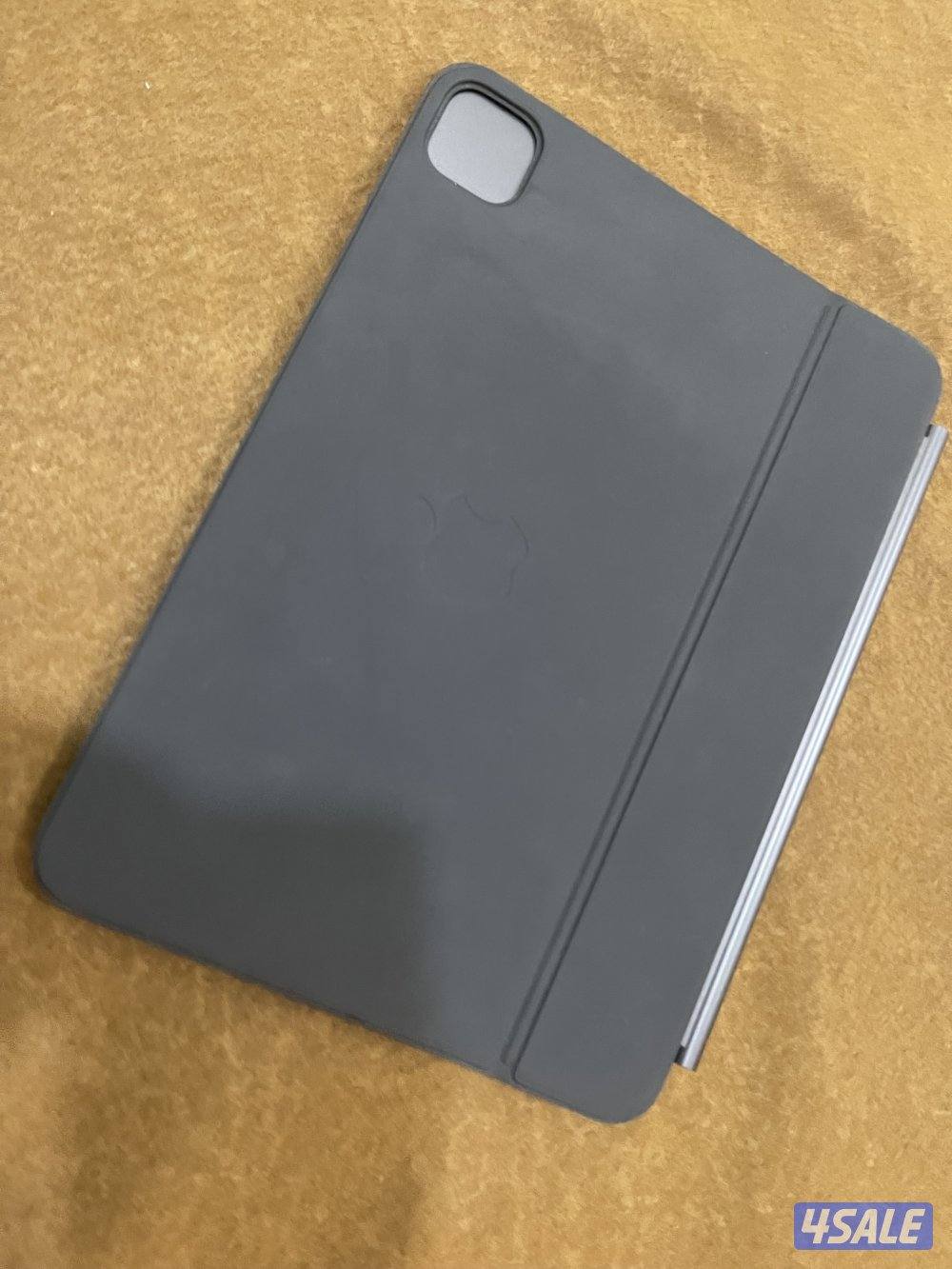 كيبورد ابل ماجيك الاصلي حق ام فور وام فايف m4و m5 نظيف 11 بوصة5